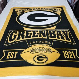 Green Bay Packers Blanket Throw Stadium Fleece 62x48 NFL Football Green Gold